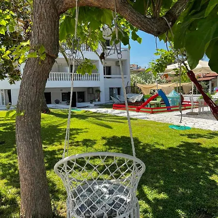 Отель Proteas 2*